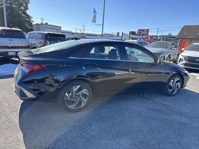 new 2025 Hyundai Elantra car, priced at $27,240