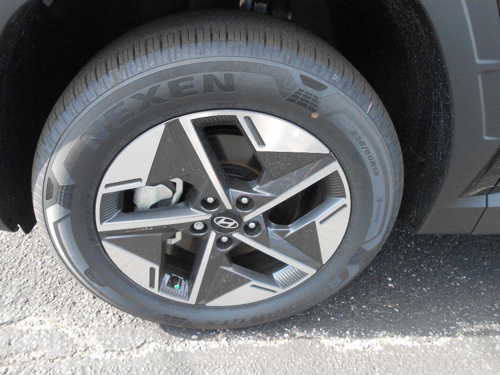 new 2025 Hyundai Tucson car, priced at $36,750