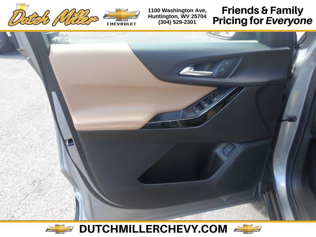 new 2026 Chevrolet Equinox car, priced at $36,730