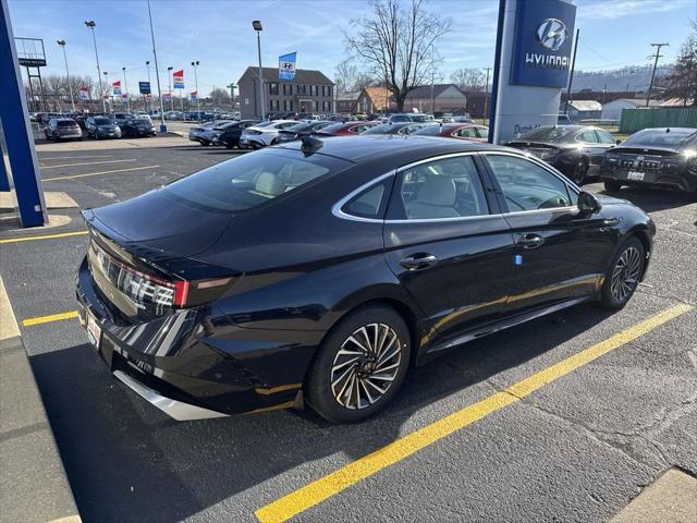 new 2025 Hyundai Sonata Hybrid car, priced at $39,090