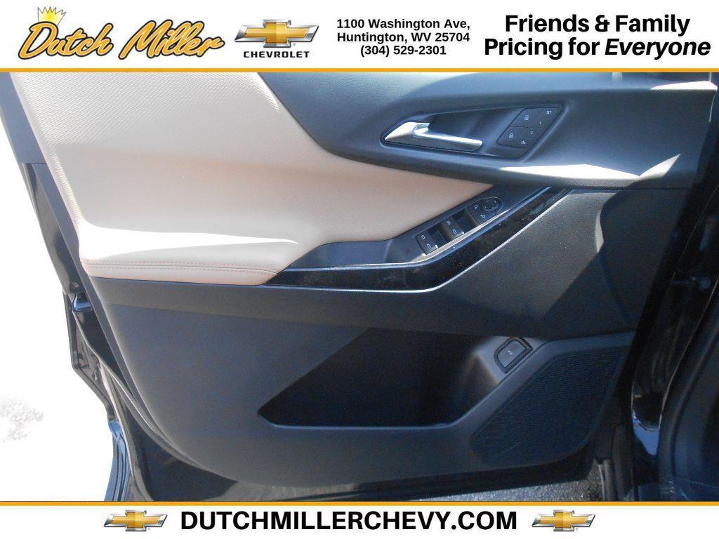 new 2026 Chevrolet Equinox car, priced at $38,005