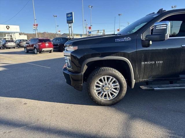 used 2022 Chevrolet Silverado 3500 car, priced at $61,795