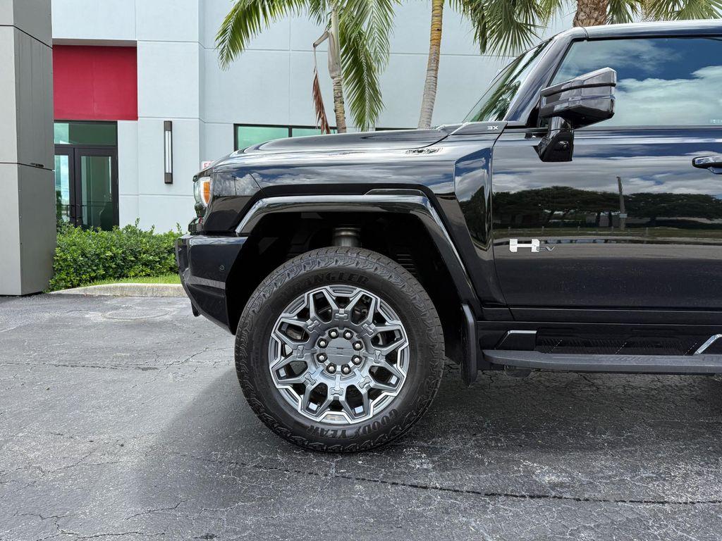 used 2025 GMC HUMMER EV SUV car, priced at $89,900