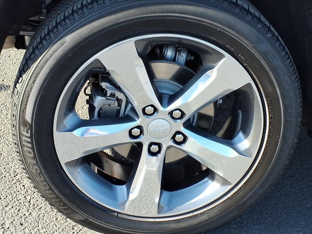 used 2022 Jeep Grand Cherokee car, priced at $30,700