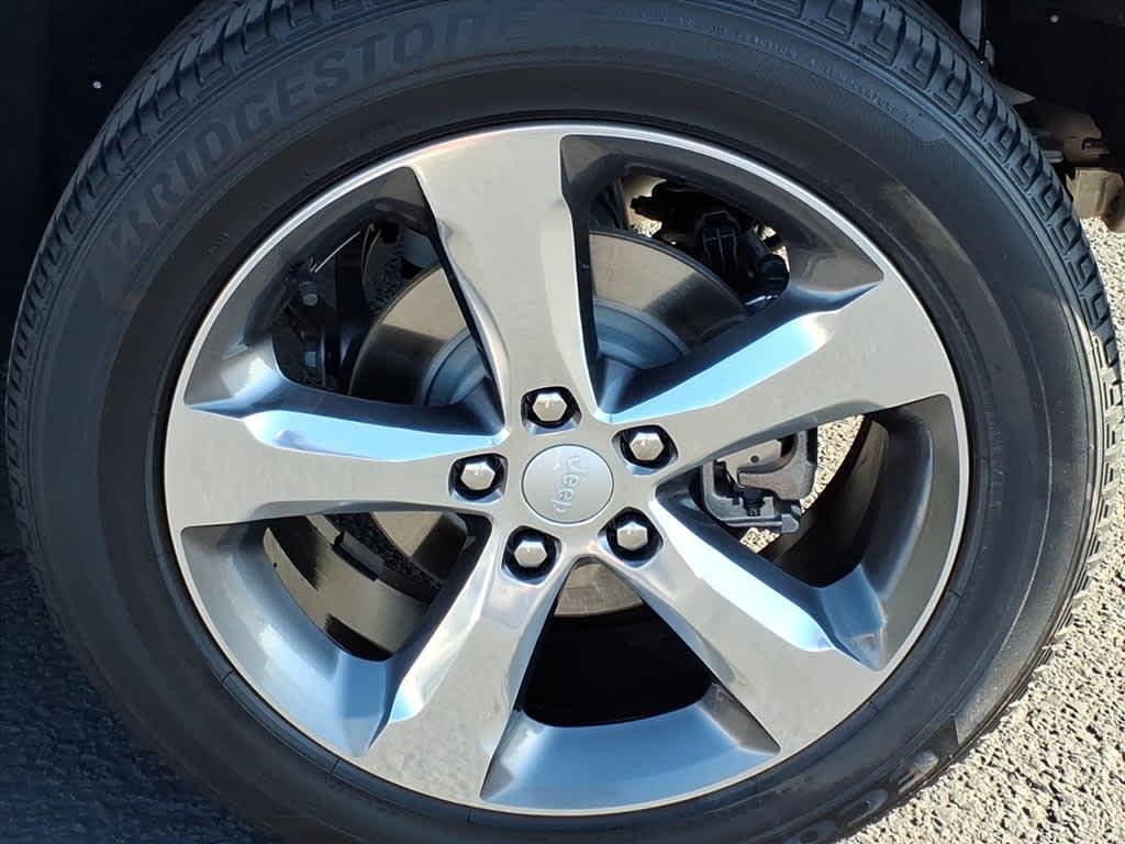 used 2022 Jeep Grand Cherokee car, priced at $30,700