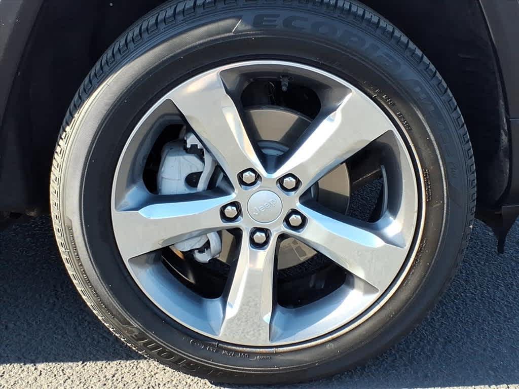 used 2022 Jeep Grand Cherokee car, priced at $30,700