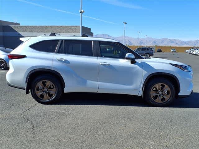 used 2023 Toyota Highlander Hybrid car, priced at $40,300