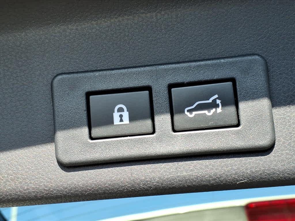 used 2022 Subaru Ascent car, priced at $31,700