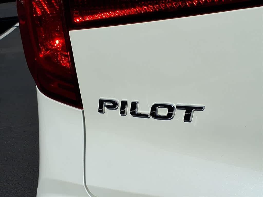 used 2018 Honda Pilot car, priced at $25,700