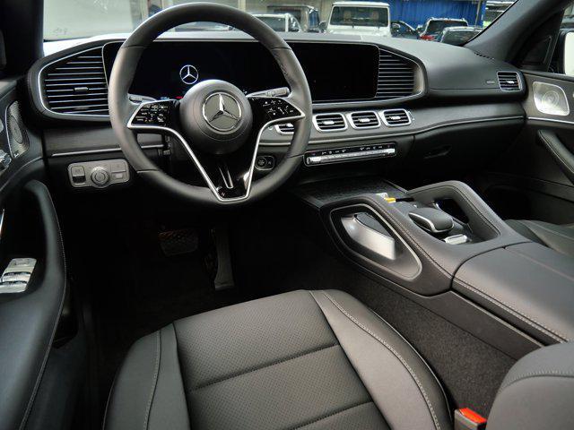 new 2025 Mercedes-Benz GLS 450 car, priced at $91,615