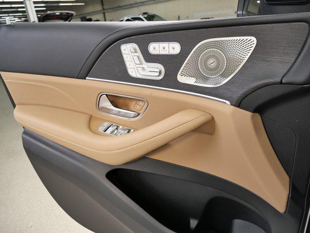 new 2025 Mercedes-Benz GLE 580 car, priced at $103,390