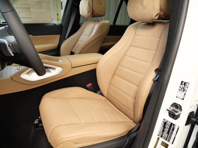 new 2025 Mercedes-Benz GLE 580 car, priced at $103,390