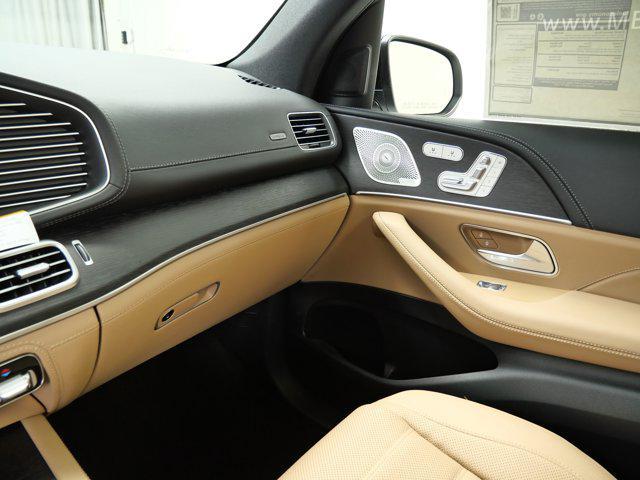 new 2025 Mercedes-Benz GLE 580 car, priced at $103,390