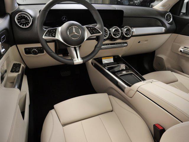 new 2024 Mercedes-Benz GLB 250 car, priced at $54,550