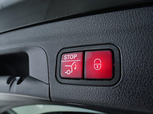 used 2025 Mercedes-Benz GLE 350 car, priced at $59,726