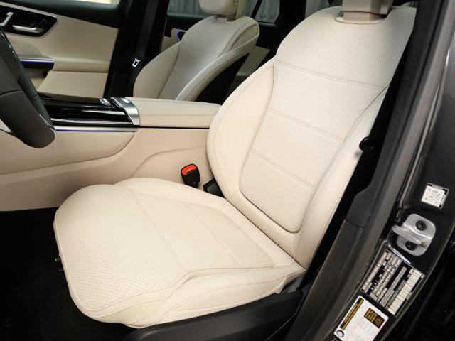 new 2026 Mercedes-Benz GLC 300 car, priced at $58,725