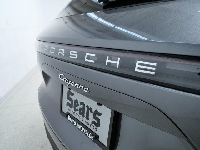 used 2019 Porsche Cayenne car