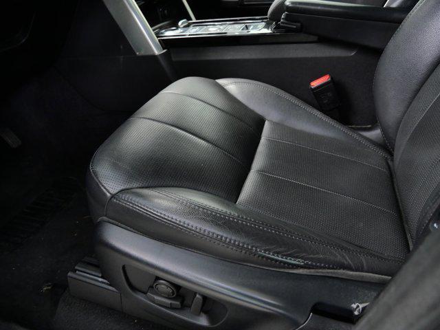 used 2019 Land Rover Discovery car, priced at $24,799