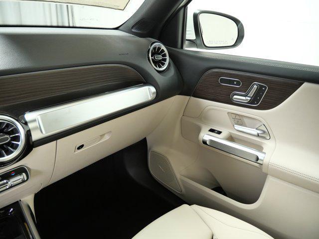 new 2026 Mercedes-Benz GLB 250 car, priced at $51,990