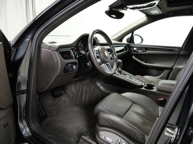 used 2017 Porsche Macan car