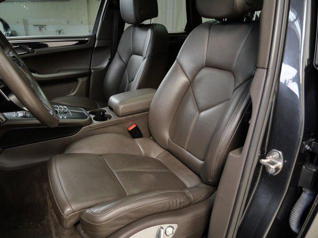 used 2017 Porsche Macan car