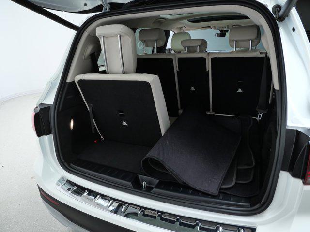 used 2022 Mercedes-Benz GLB 250 car, priced at $29,499