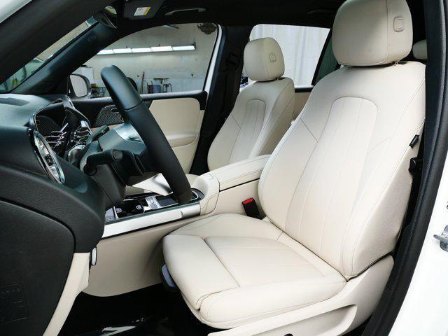 new 2025 Mercedes-Benz GLB 250 car, priced at $50,935
