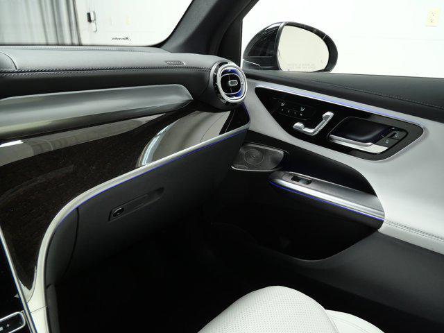 new 2026 Mercedes-Benz GLC 300 car, priced at $64,215