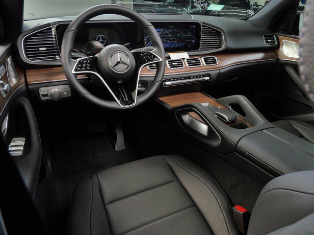 new 2025 Mercedes-Benz GLE-Class car, priced at $81,245