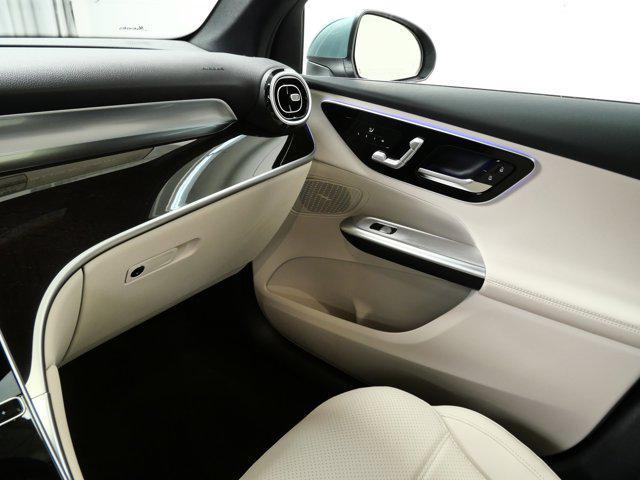 new 2026 Mercedes-Benz GLC 300 car