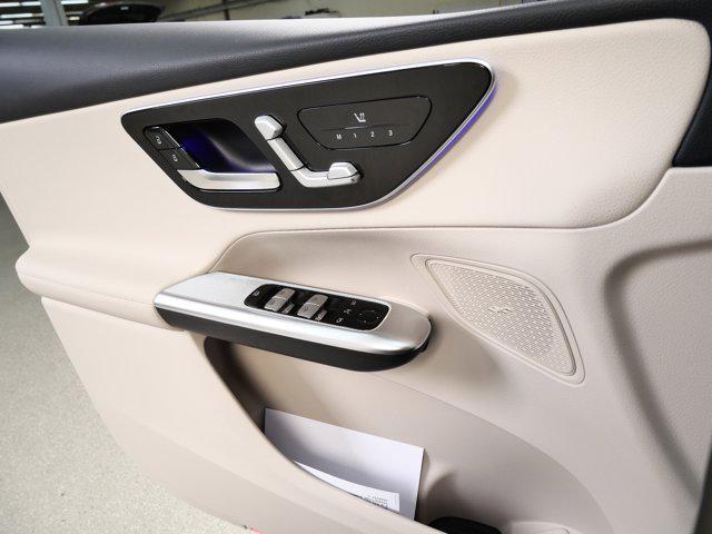 new 2026 Mercedes-Benz GLC 300 car