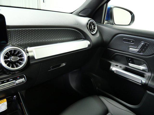 new 2025 Mercedes-Benz GLB 250 car, priced at $51,855
