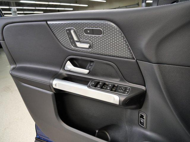 new 2025 Mercedes-Benz GLB 250 car, priced at $51,855