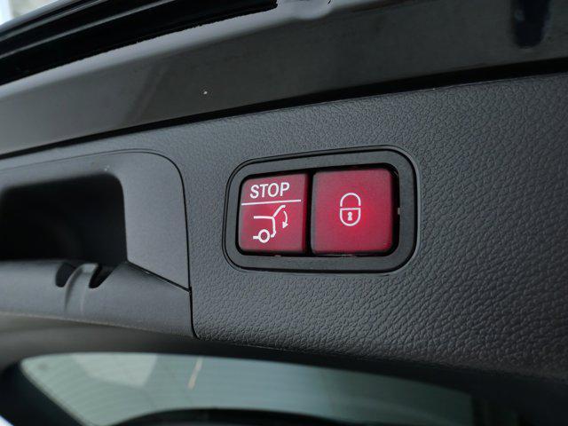 used 2019 Mercedes-Benz GLC 300 car, priced at $23,818