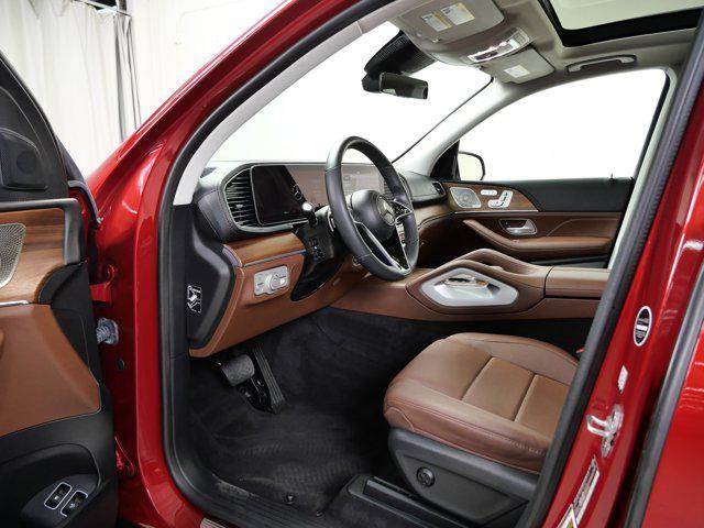 used 2024 Mercedes-Benz GLE 450 Plug-In Hybrid car, priced at $57,628