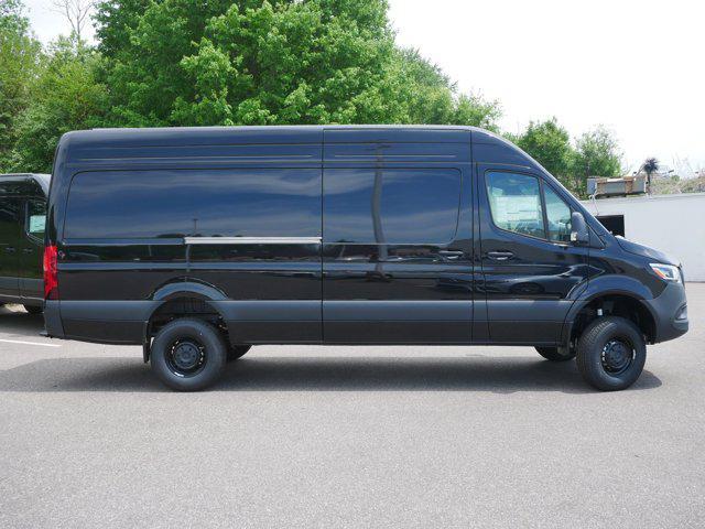 new 2025 Mercedes-Benz Sprinter 2500 car, priced at $84,153