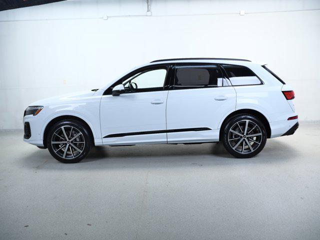 used 2025 Audi Q7 car, priced at $55,555