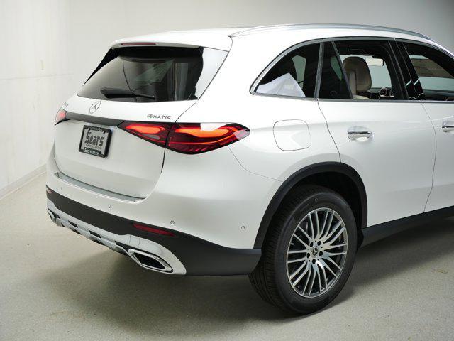 new 2025 Mercedes-Benz GLC 300 car, priced at $58,885