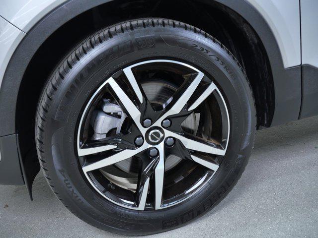 used 2025 Volvo XC40 car, priced at $31,998