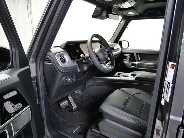 new 2025 Mercedes-Benz AMG G 63 car, priced at $196,185