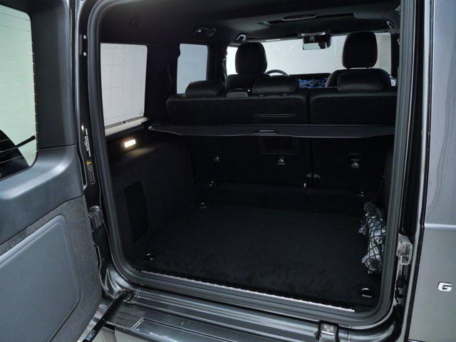 new 2025 Mercedes-Benz AMG G 63 car, priced at $196,185