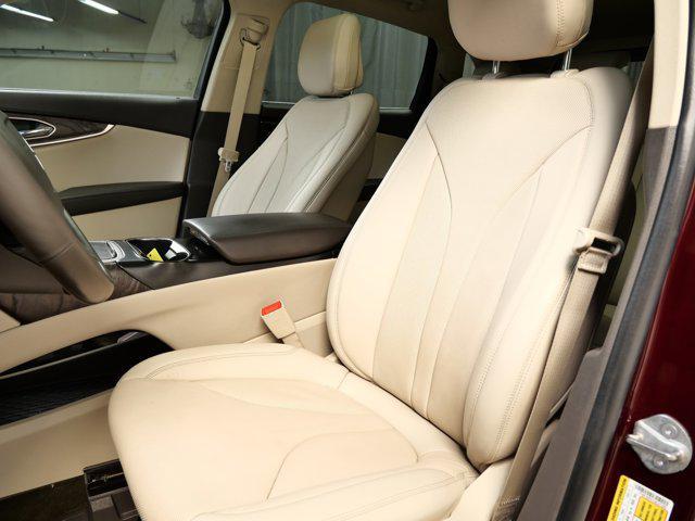 used 2020 Lincoln Nautilus car, priced at $25,861