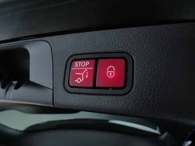 used 2022 Mercedes-Benz GLB 250 car, priced at $29,533