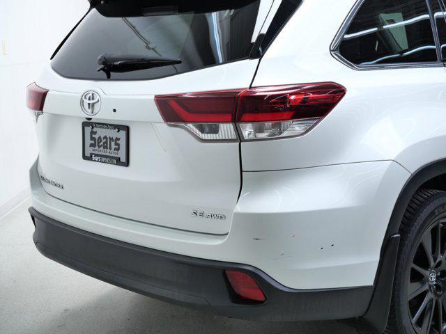 used 2019 Toyota Highlander car, priced at $23,614