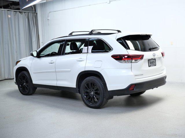 used 2019 Toyota Highlander car, priced at $23,614