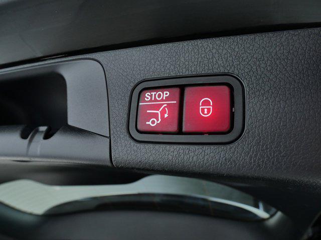 used 2021 Mercedes-Benz GLB 250 car, priced at $29,871