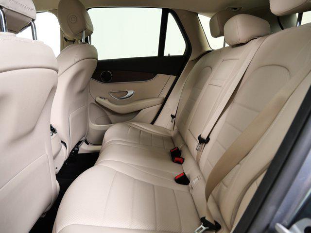 used 2022 Mercedes-Benz GLC 300 car