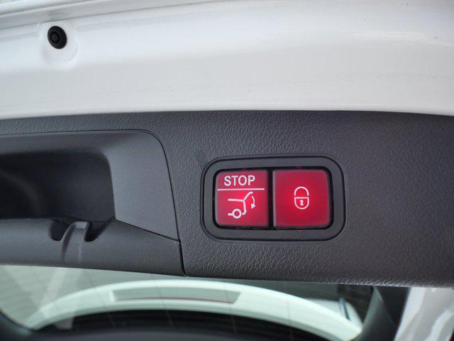 used 2022 Mercedes-Benz GLA 250 car, priced at $27,982