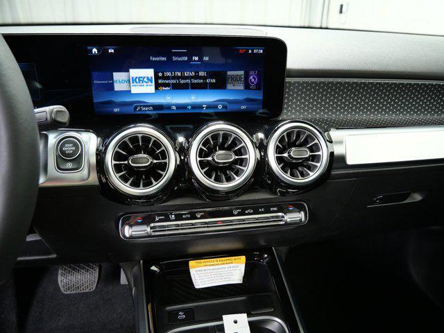 new 2025 Mercedes-Benz GLB 250 car, priced at $53,045