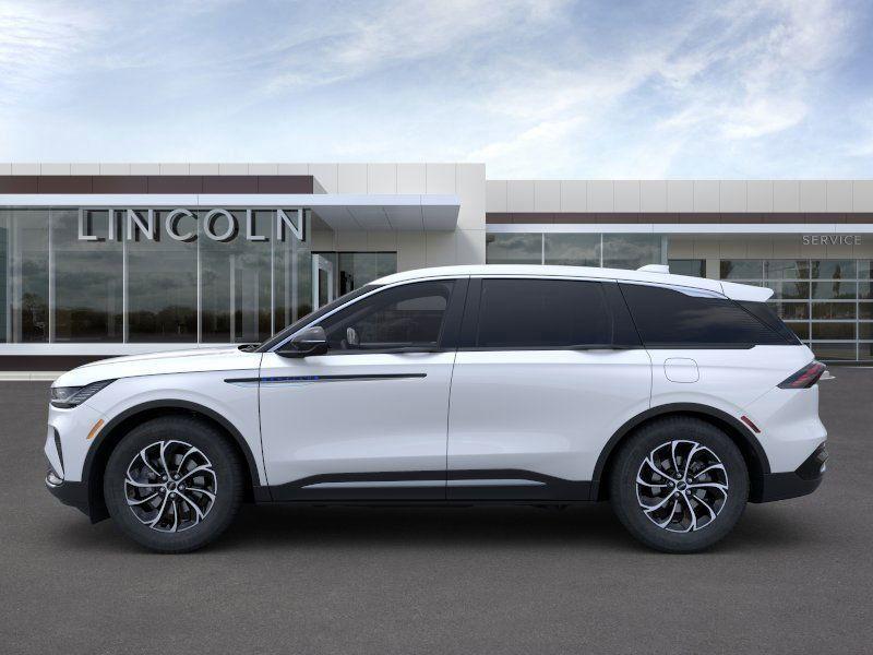 new 2025 Lincoln Nautilus car, priced at $53,880